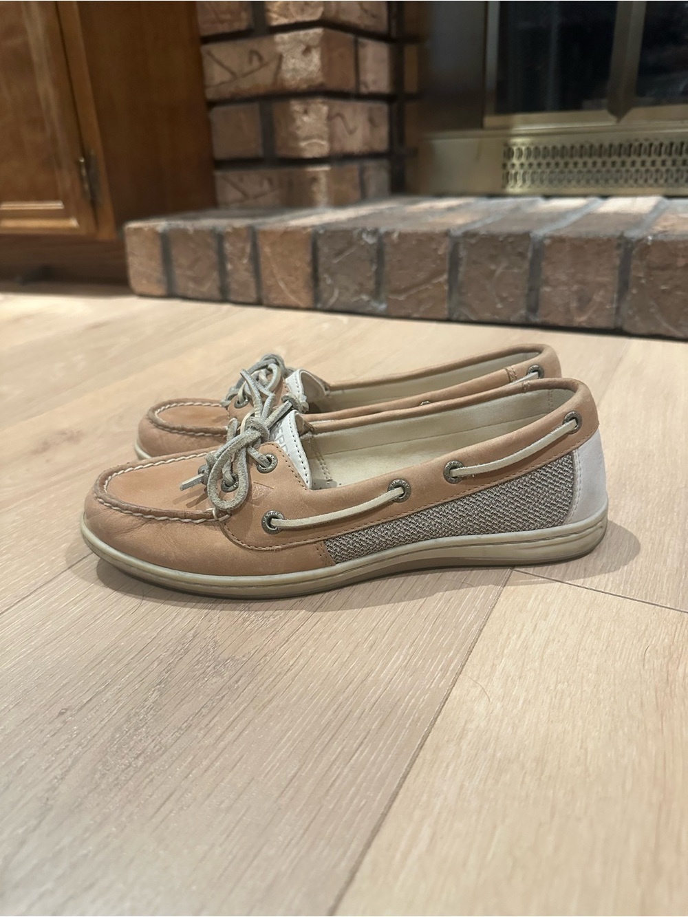 Women’s Sperry Boat Shoes in Light Brown